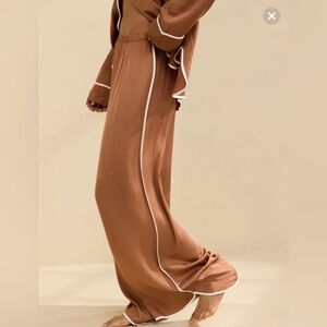 Aerie Off-Duty Satin Piping Trouser